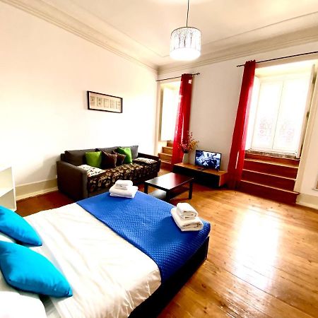 Classic Chiado 1 - Central Guest House Room With Shared Bathroom Lisboa Ngoại thất bức ảnh