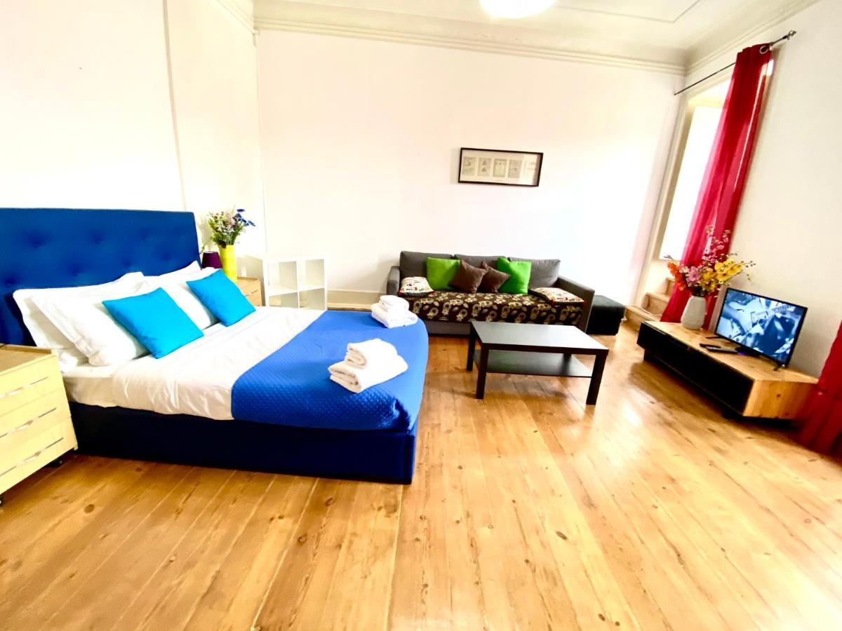 Classic Chiado 1 - Central Guest House Room With Shared Bathroom Lisboa Ngoại thất bức ảnh