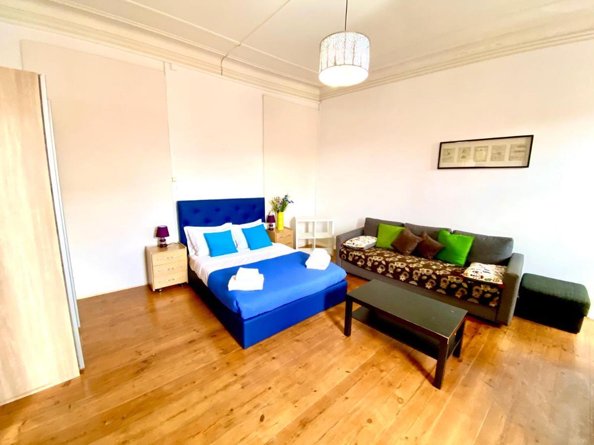 Classic Chiado 1 - Central Guest House Room With Shared Bathroom Lisboa Ngoại thất bức ảnh